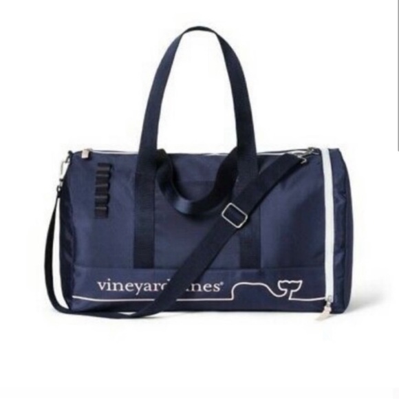 Vineyard Vines Handbags - Vineyard Vines Weekender Duffle